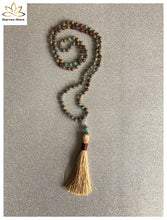 Lade das Bild in den Galerie-Viewer, Mala, Malakette,Mala kette, Meditationskette, Yogakette, Malakette handgemacht, 108 perlen Mala, Handgemachte Mala,